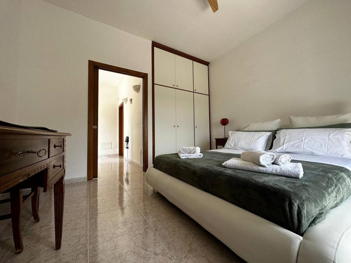 Maison Dei Trulli Lägenhet Locorotondo Exteriör bild