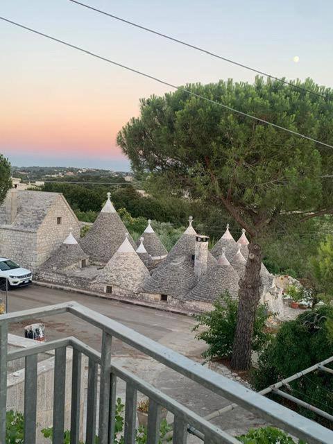 Maison Dei Trulli Lägenhet Locorotondo Exteriör bild
