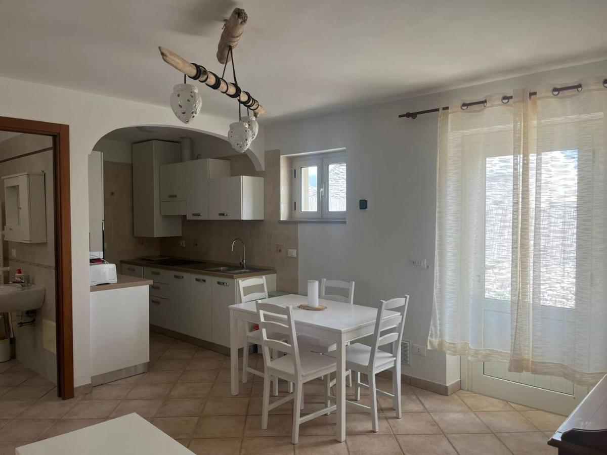 Maison Dei Trulli Lägenhet Locorotondo Exteriör bild